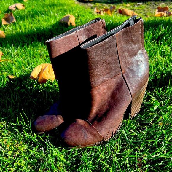 rag & bone Shoes - Rag & Bone Heel Ankle Boots Chocolate Size 39